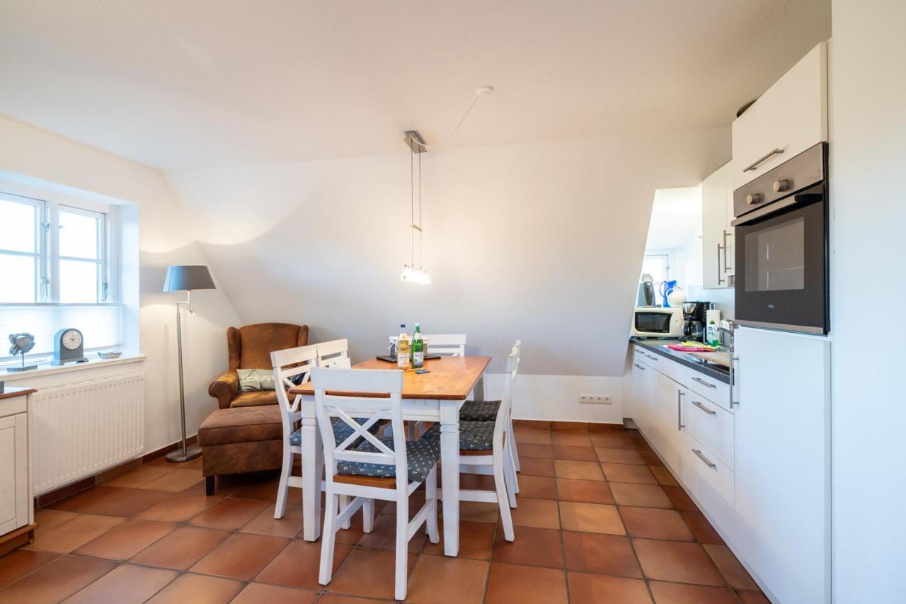 Ferienwohnung Britta Вик-ауф-Фёр Экстерьер фото