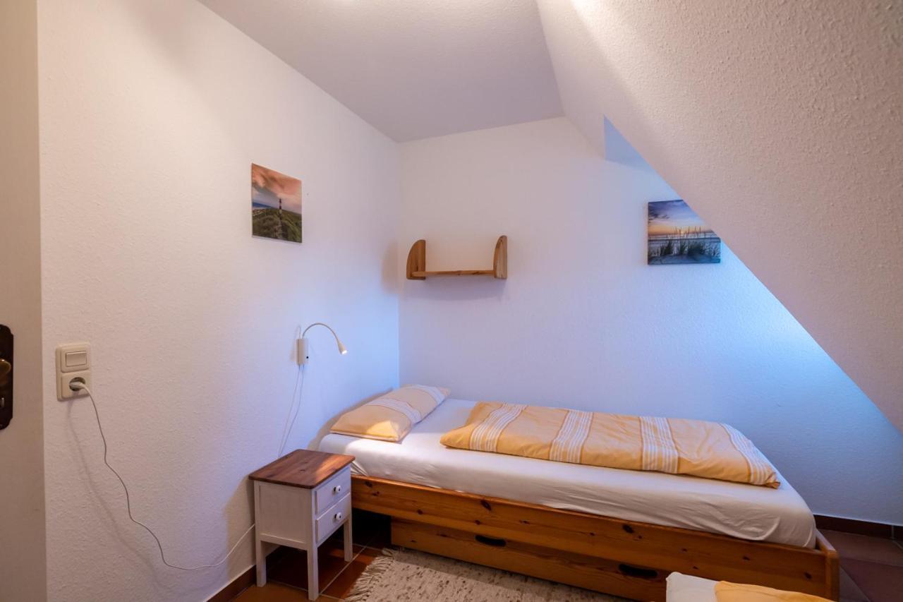 Ferienwohnung Britta Вик-ауф-Фёр Экстерьер фото