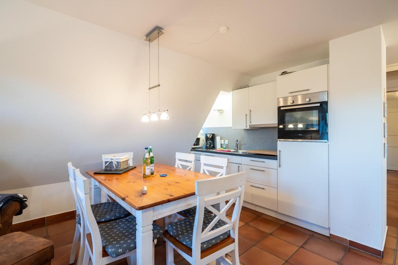 Ferienwohnung Britta Вик-ауф-Фёр Экстерьер фото